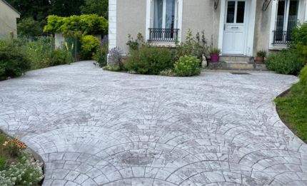 Béton imprimé pour le jardin